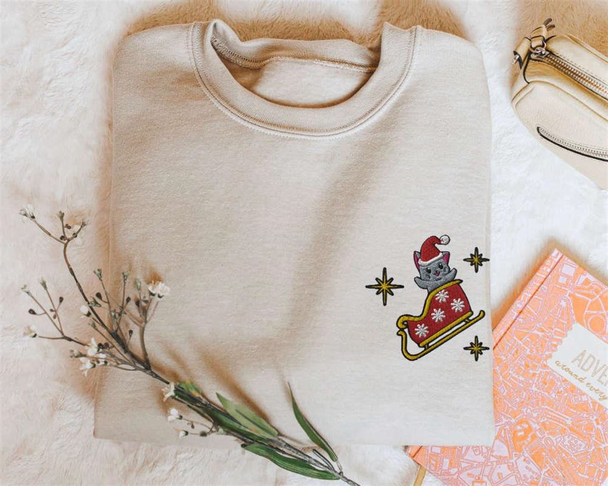 Christmas Cat Sweatshirt With Embroidered Kitty