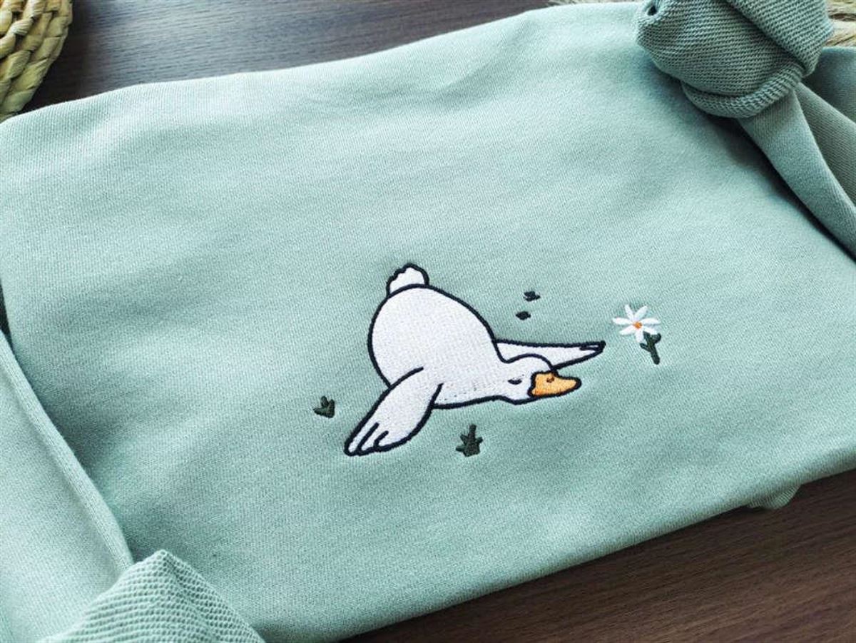 Disney Duck And Daisy Embroidered Crewneck Sweatshirt