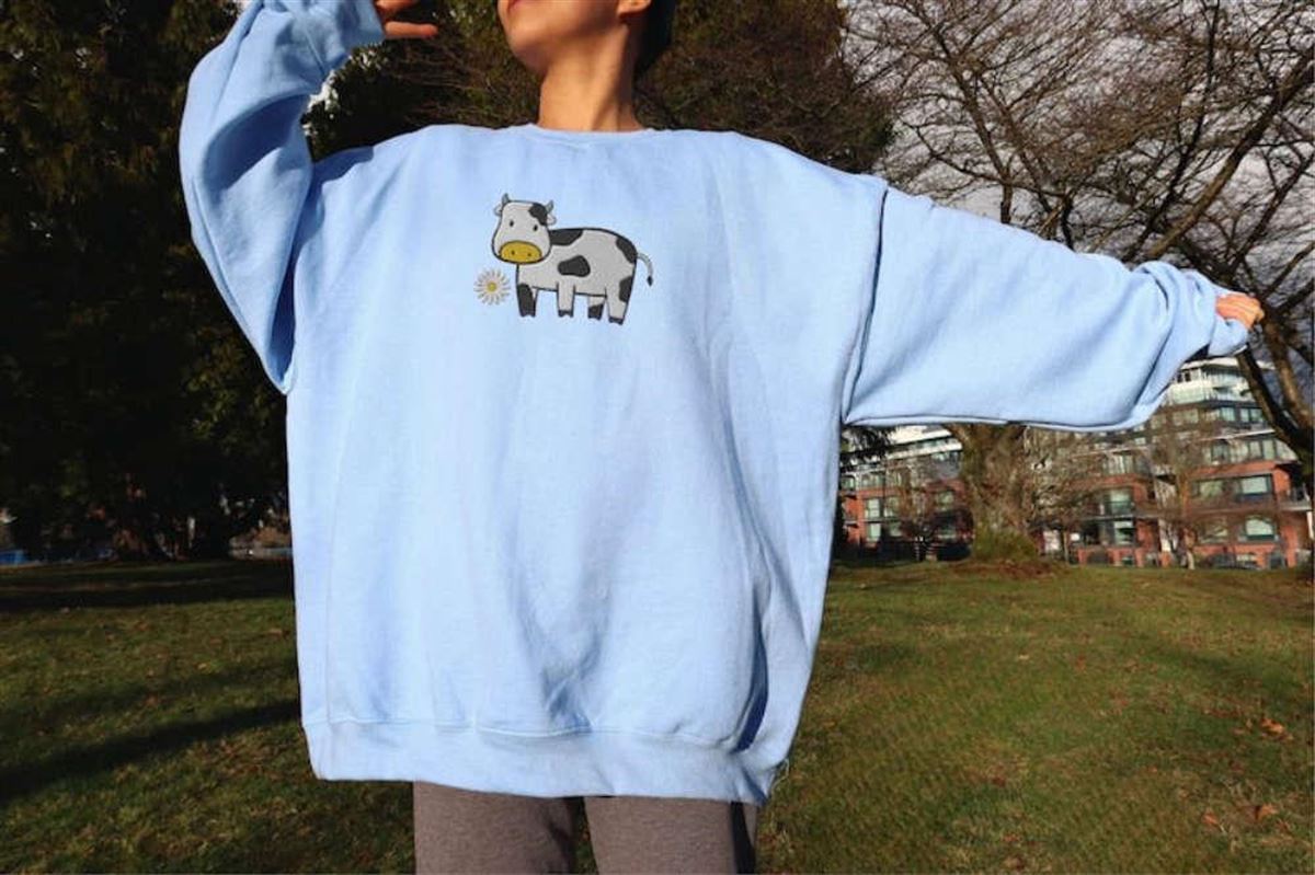 Embroidered Cow Crewneck Sweatshirt