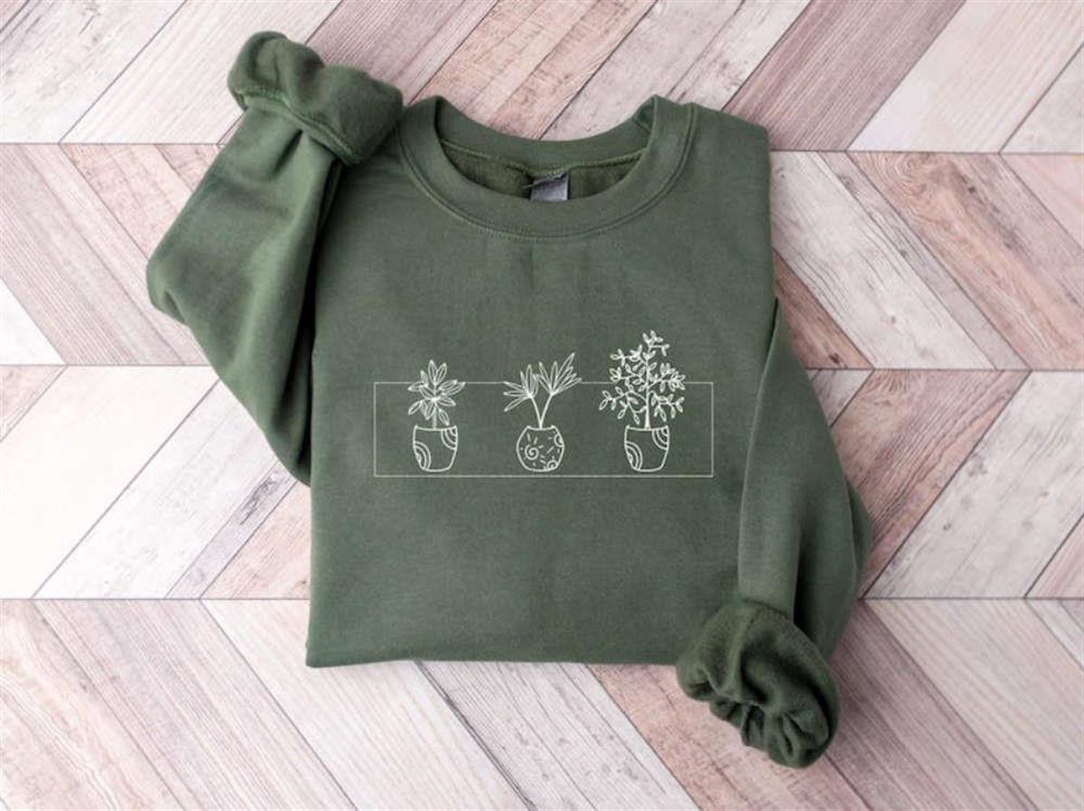 Embroidered Flower Sweatshirt