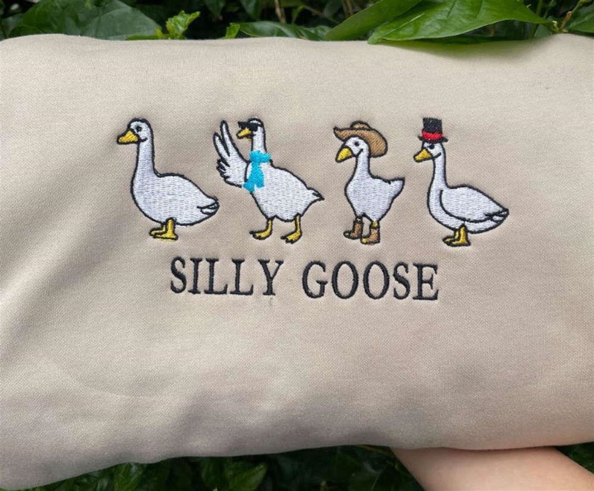 Embroidered Goose 2d Crewneck Sweatshirt