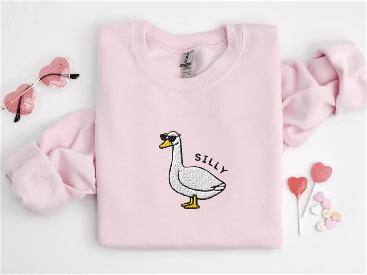 Embroidered Goose Sweatshirt With Sunglasses