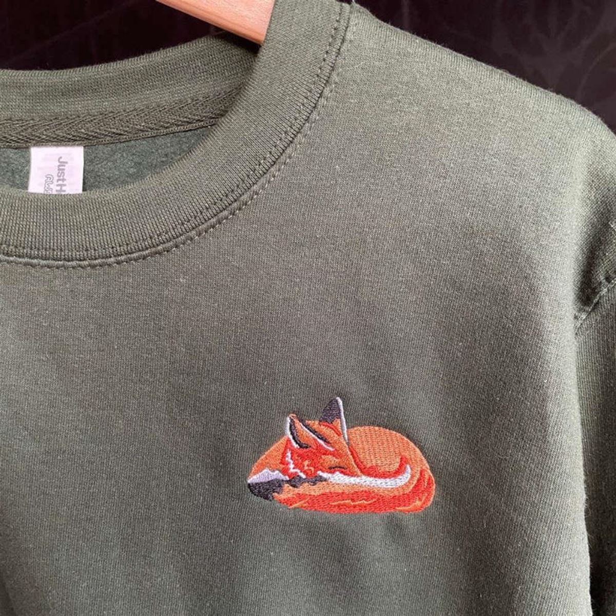 Embroidered Red Fox Crewneck Sweatshirt