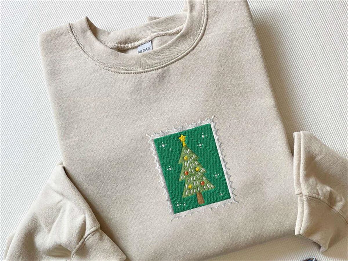 Embroidered Vintage Christmas Tree Stamp Sweatshirt