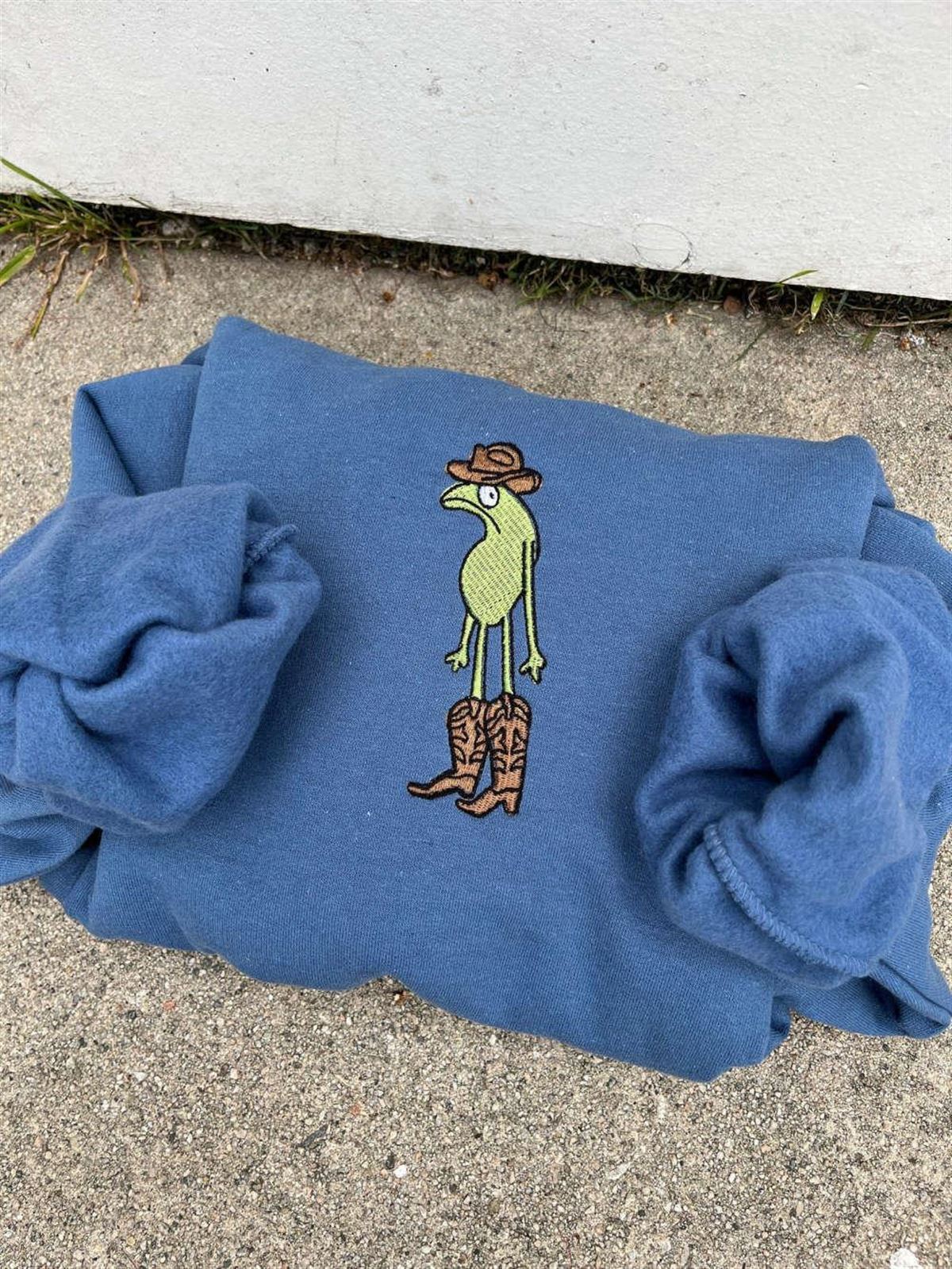 Frog Embroidered Crewneck Sweatshirt 2d