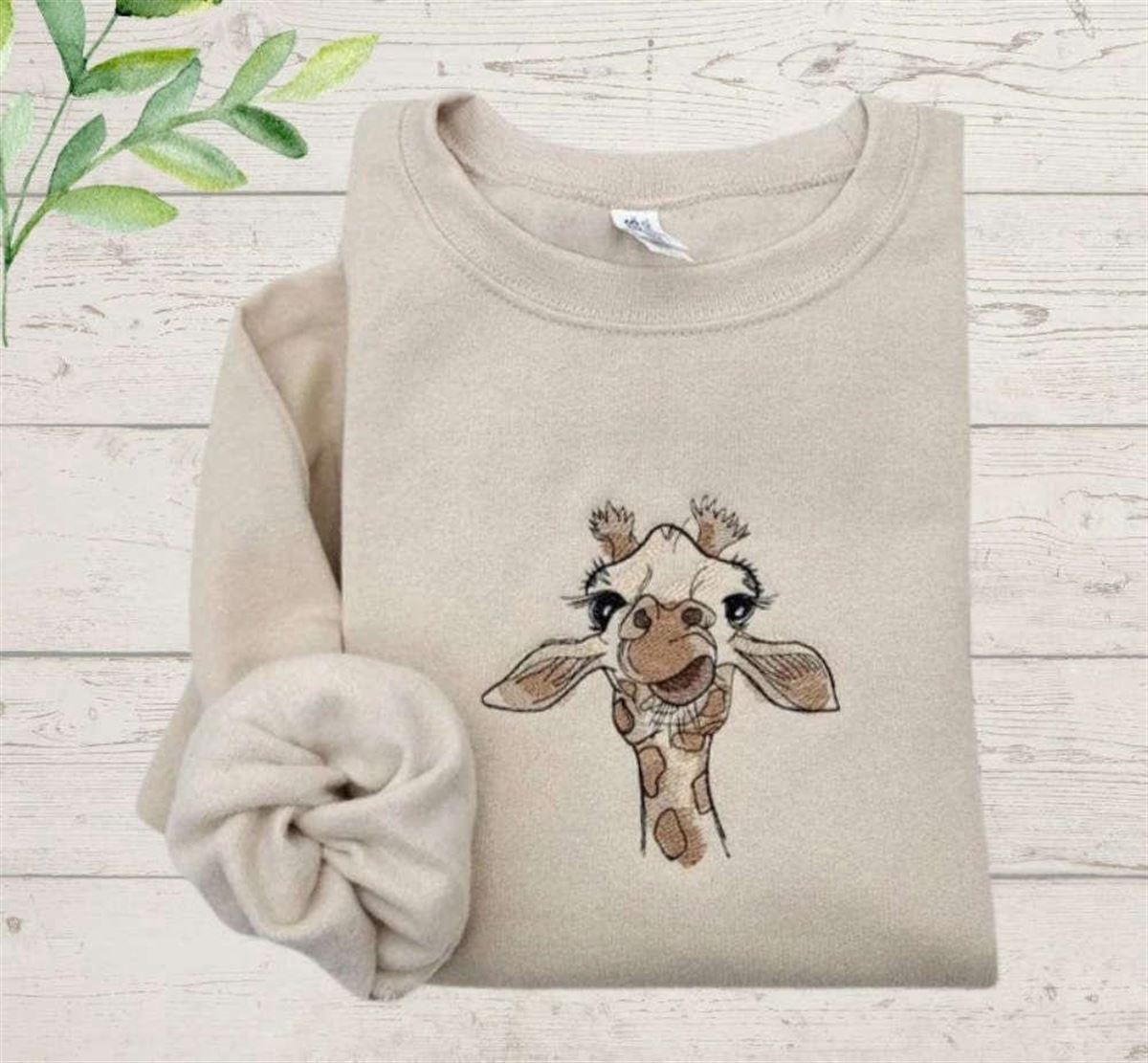 Giraffe Embroidered Crewneck Sweatshirt