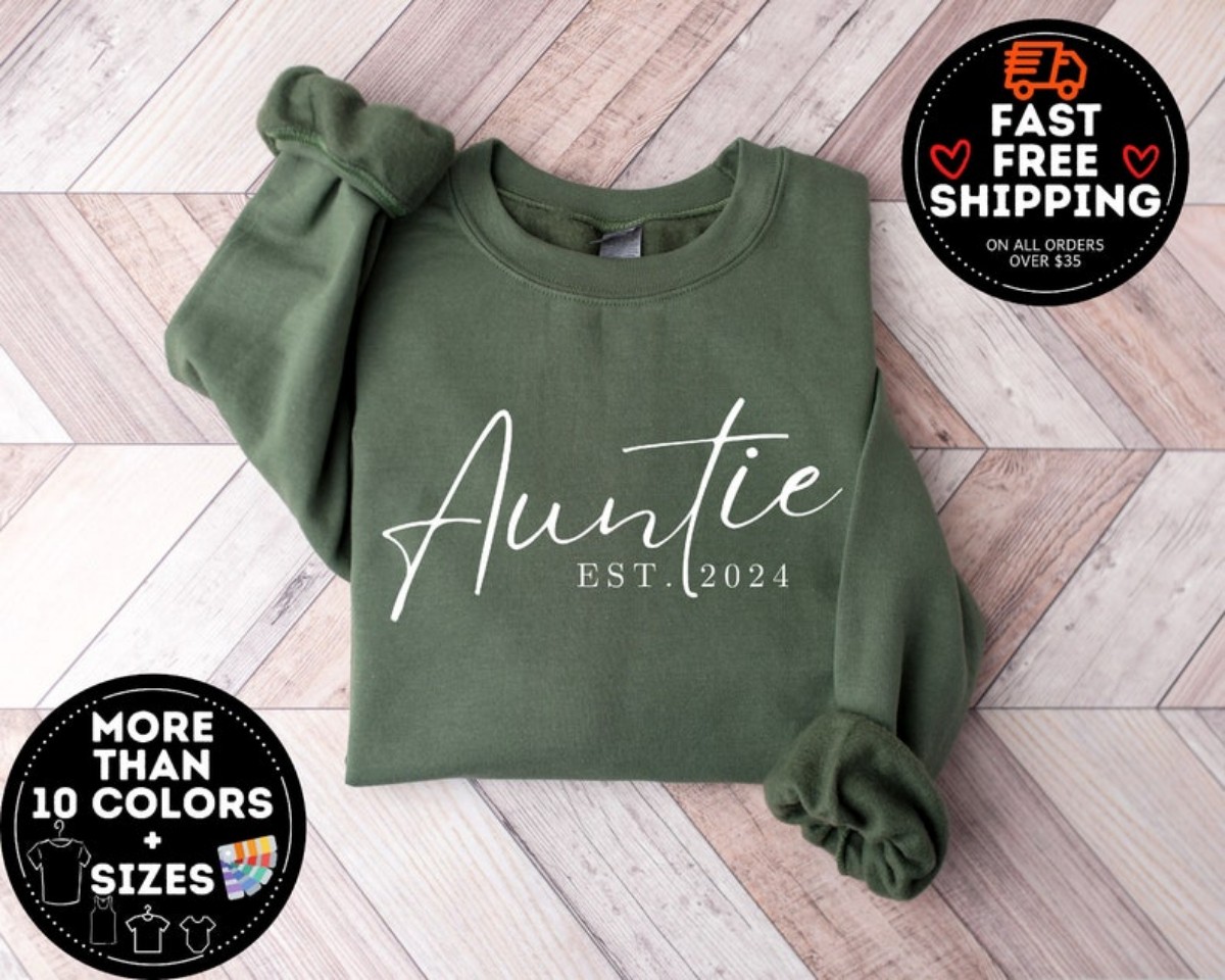 Auntie Sweatshirt A Perfect Gift for the Beloved Auntie