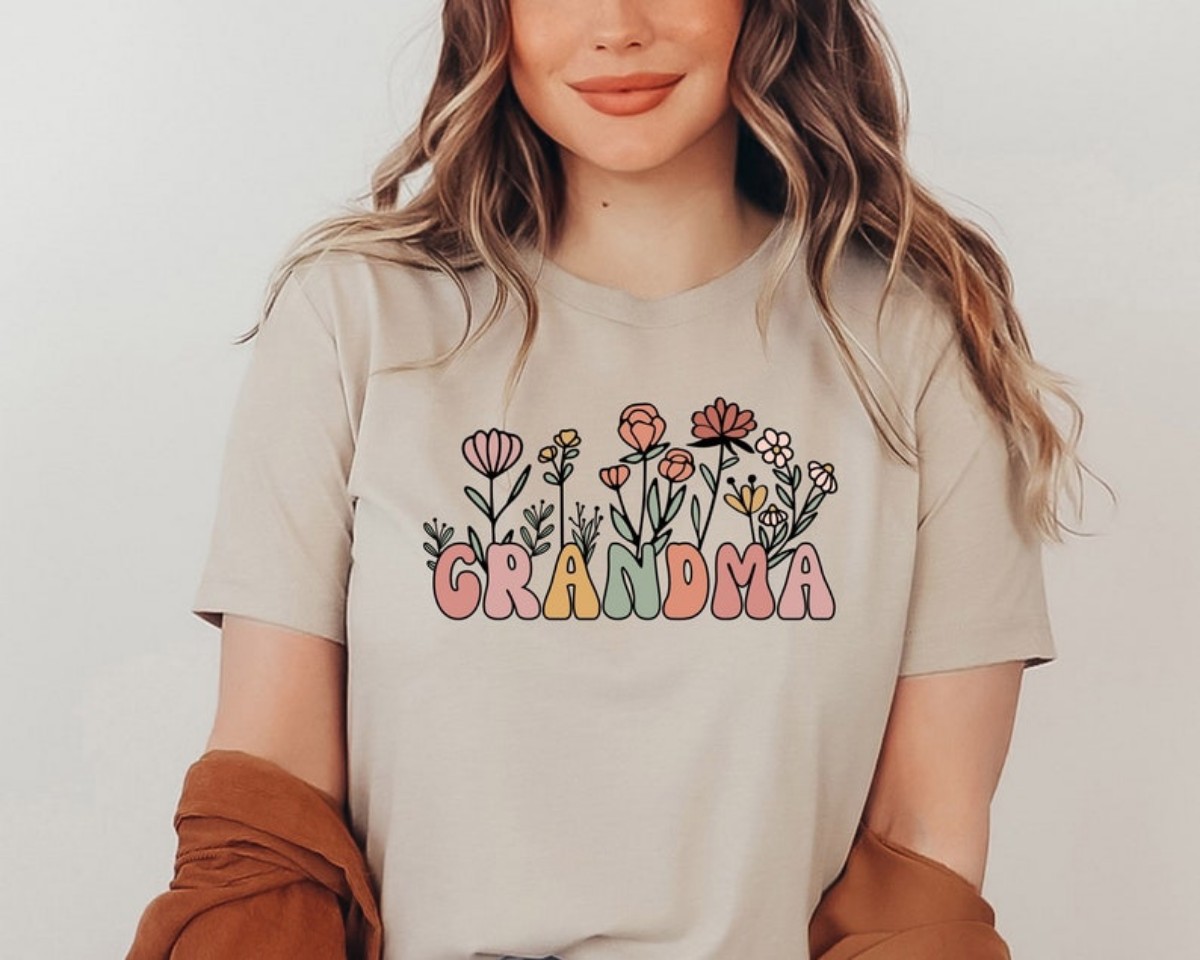 Floral Grandma Shirt Perfect Mother’s Day Gift for Mama