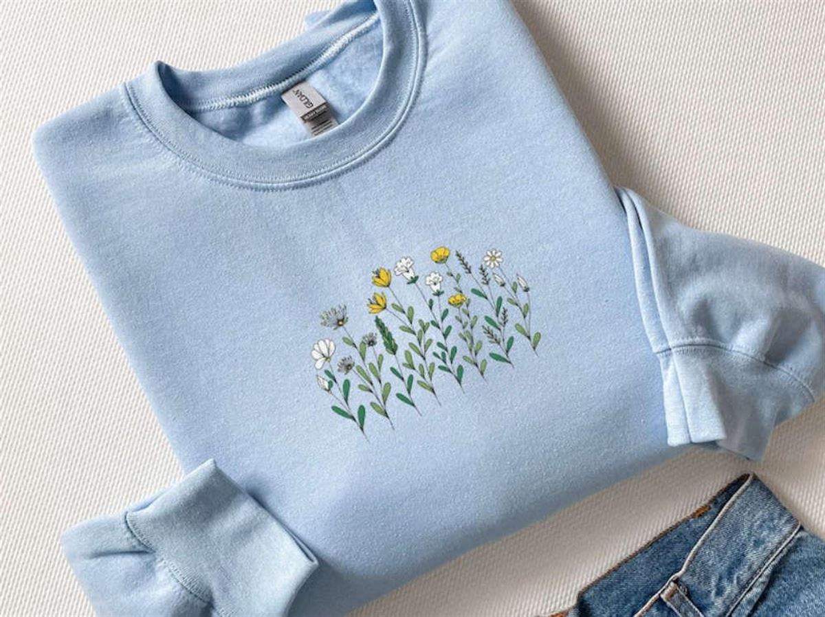 Boho Floral Embroidered Crewneck Sweatshirt